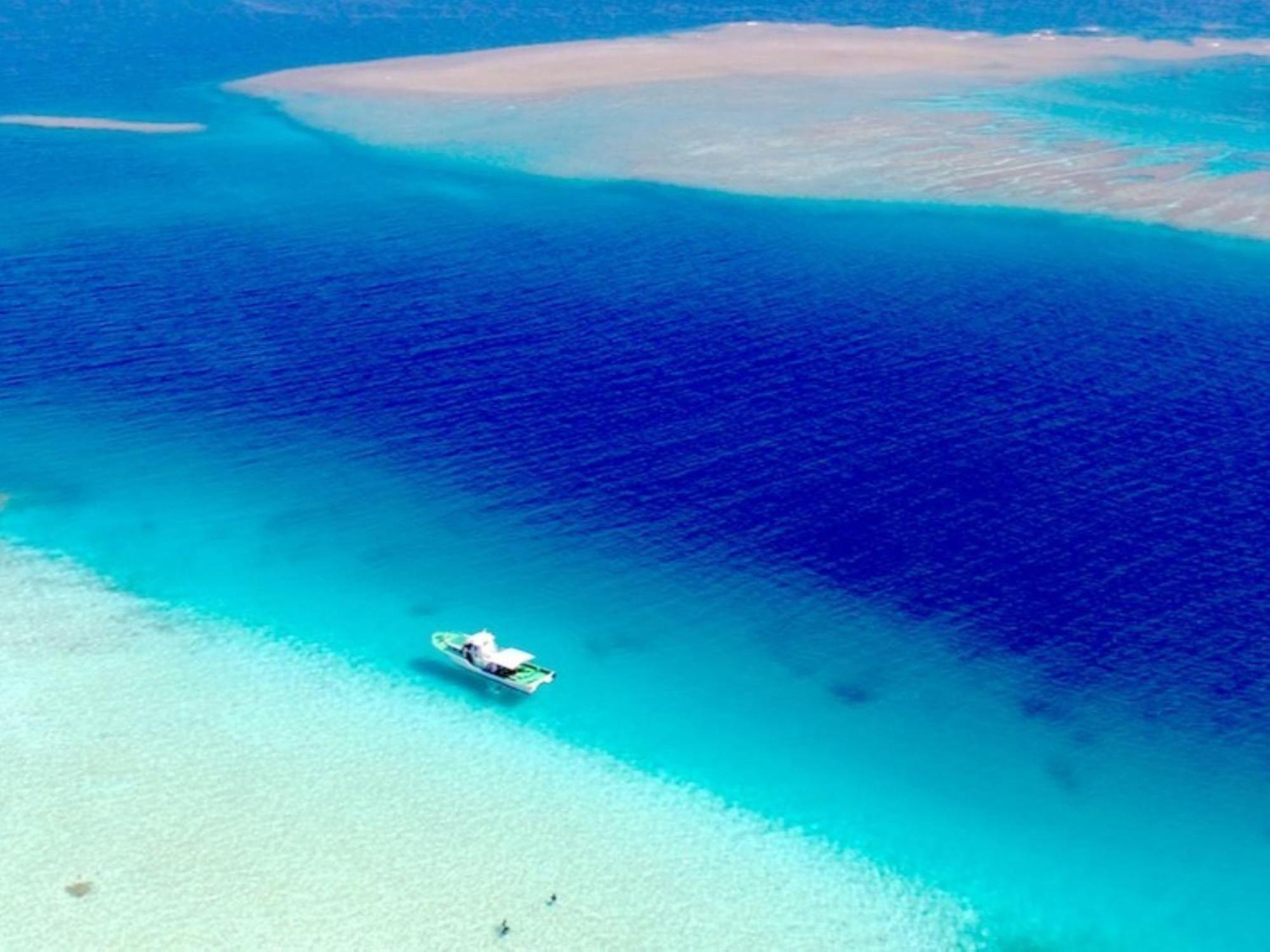 Готель Hot Cross Point Santa Monica Miyakojima  Екстер'єр фото